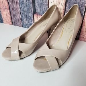 Nickels Nude Peep Toe Pumps